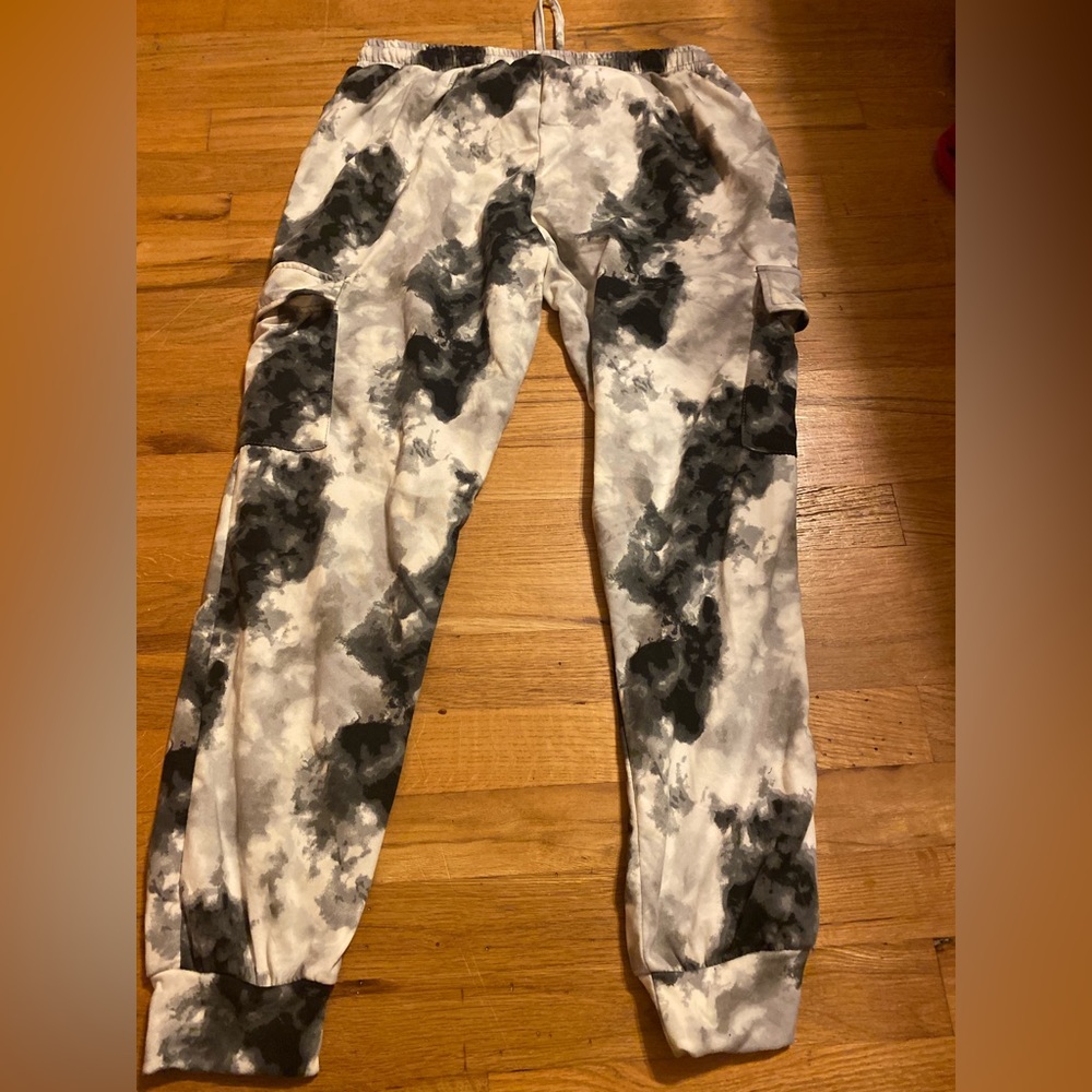 No comment tie dye sweat pants